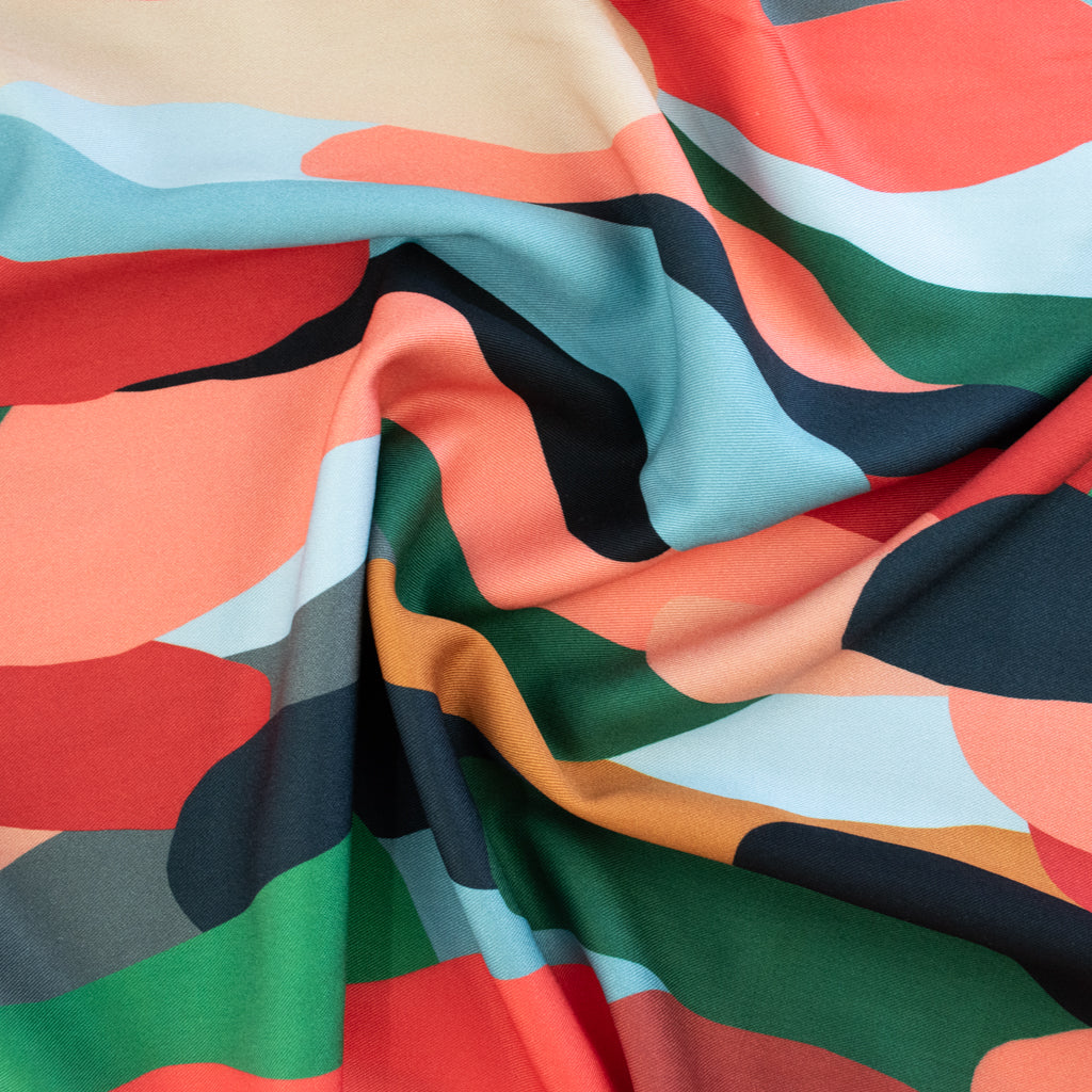 Light & Lush - Viscose Twill - Abstract