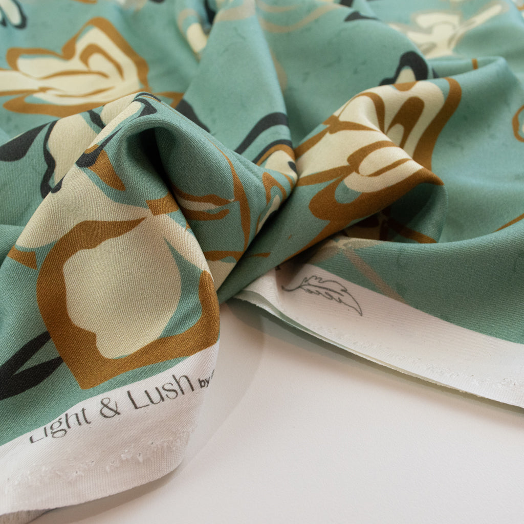 Light & Lush - Viscose Twill - Botanic Etchings