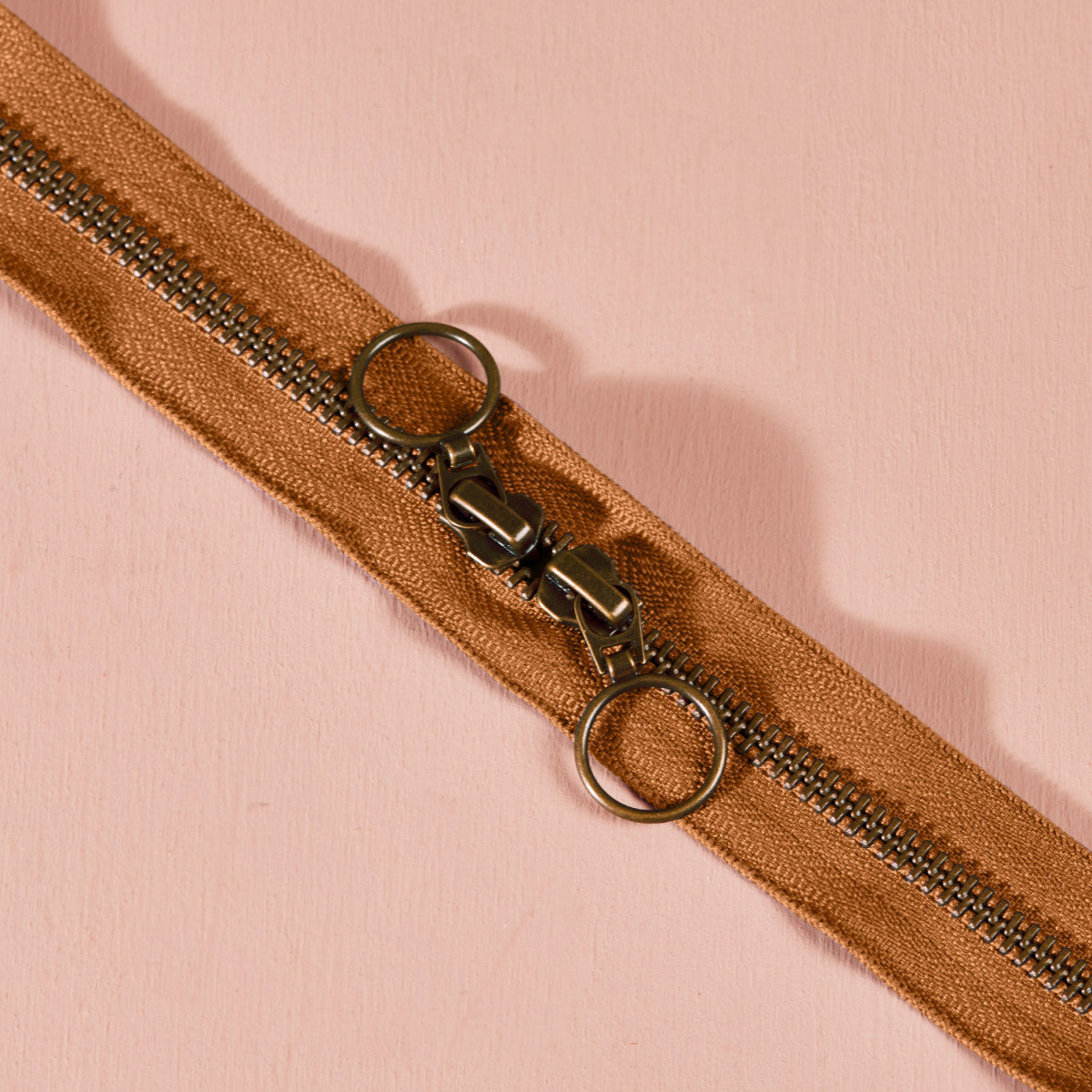 Atelier Brunette - Brass Double Slider - Pecan Pie