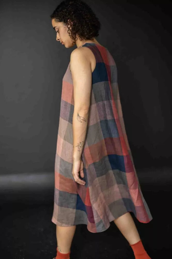 Merchant & Mills - European Laundered Linen - Painterly Rouge