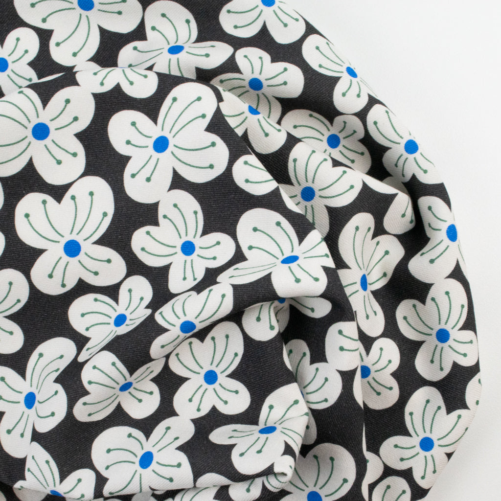 Jessica Nielsen - Cotton Viscose Twill - Daisies