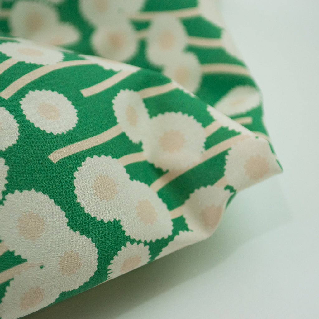 Jessica Nielsen - Cotton Lawn - Green Dandelions