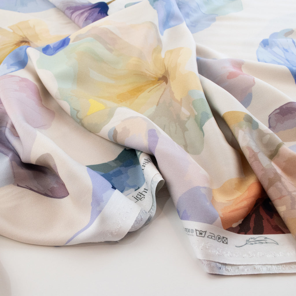 Light & Lush - Viscose Twill - Magnolia Dream