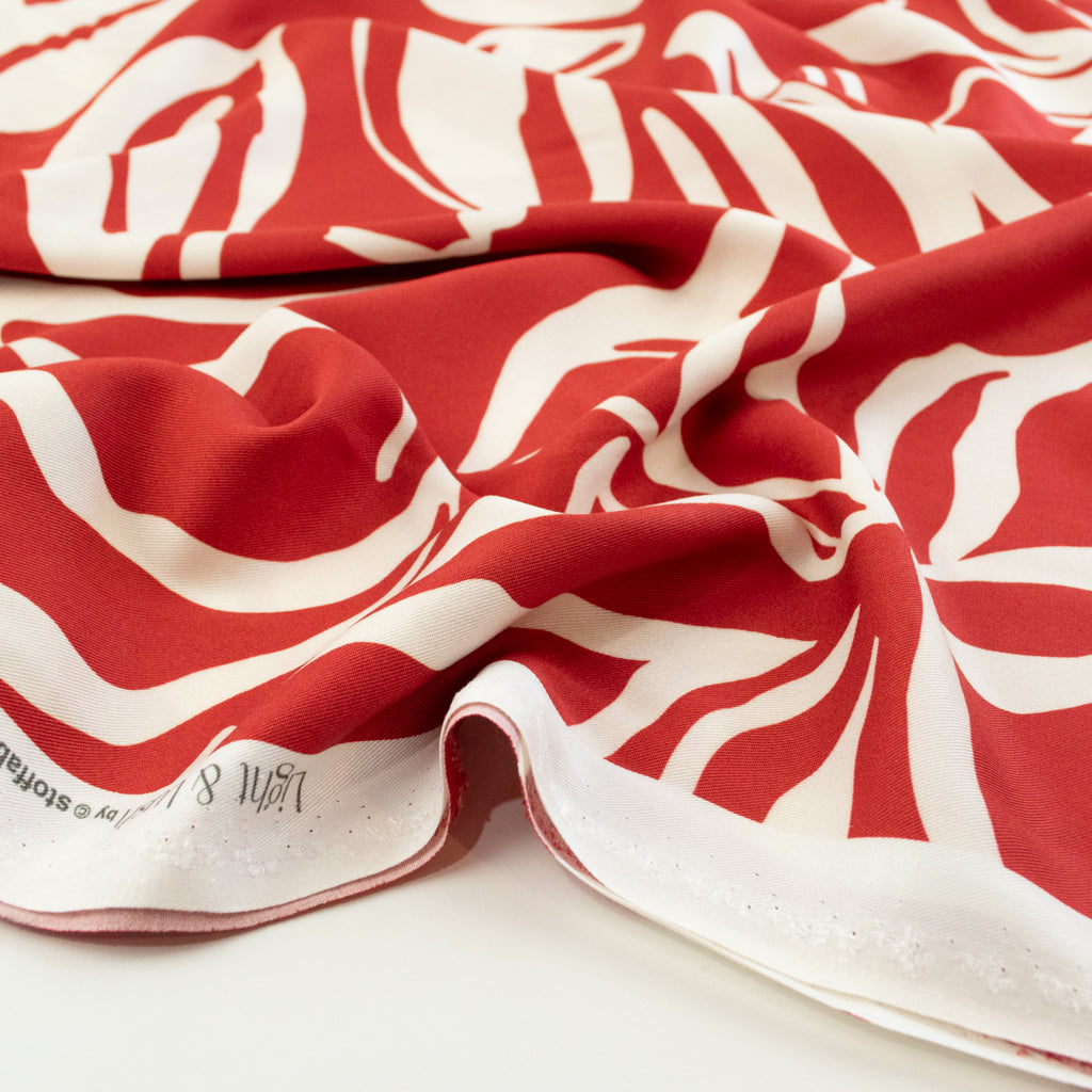 Light & Lush - Viscose Twill - Red Lily
