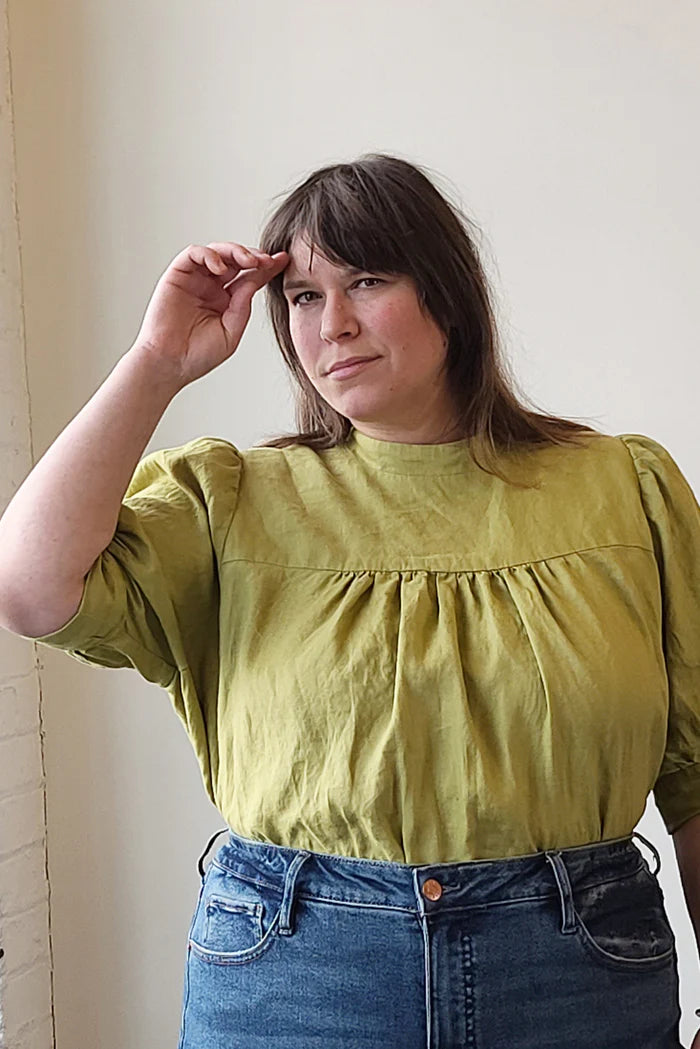 Regalia Blouse Curvy - Sewing Pattern | Sew House 7