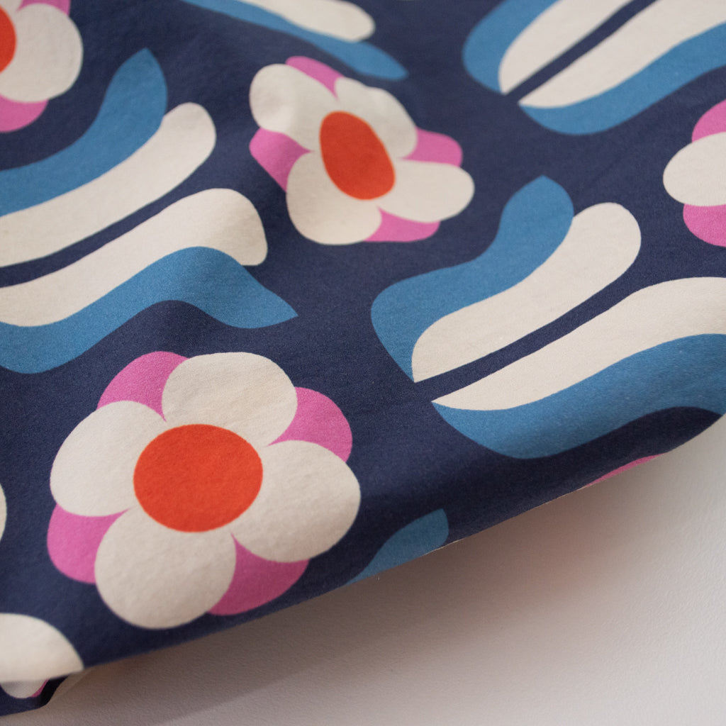 RouCouCou - Cotton Lawn - Retro Daisies