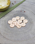 Atelier Brunette - Classic Shine Buttons - Powder