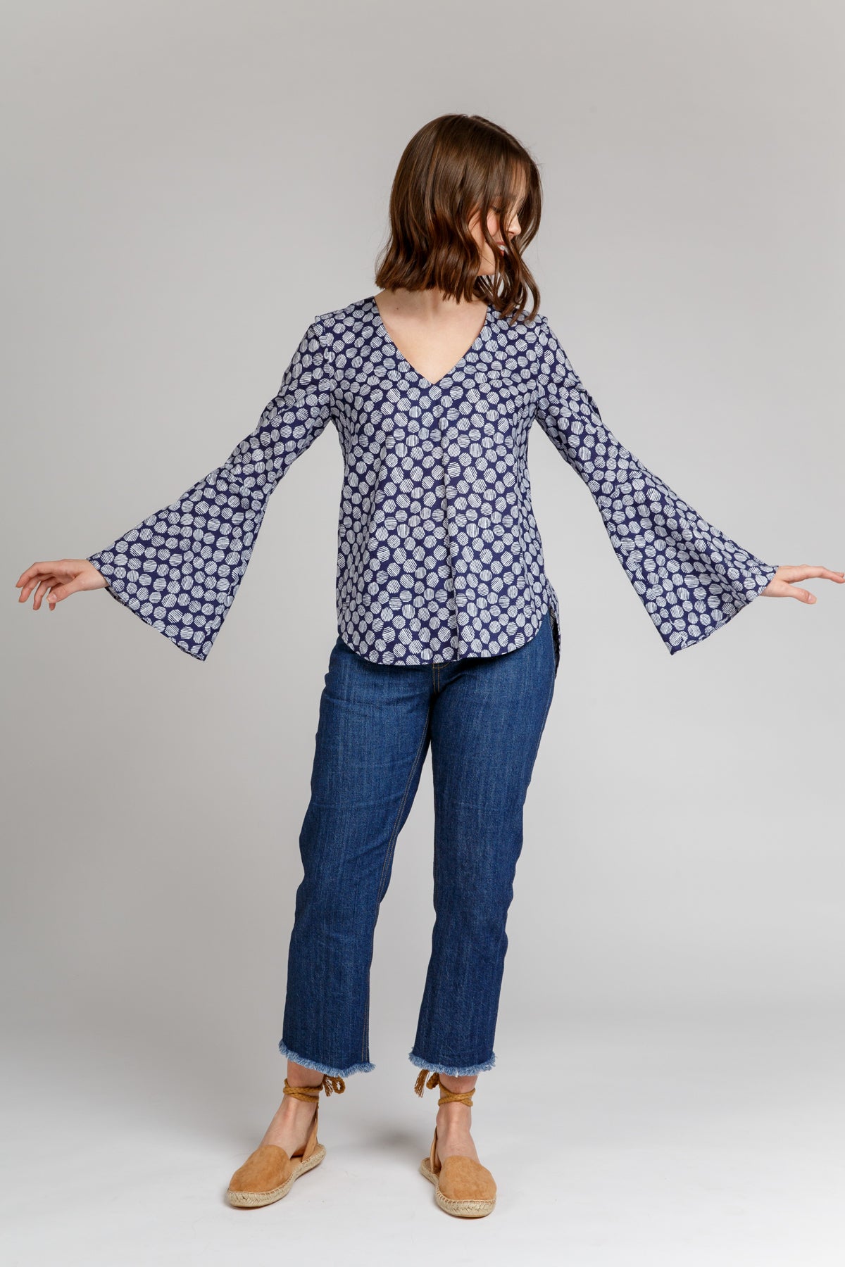 Dove Blouse | Megan Nielsen - MaaiDesign