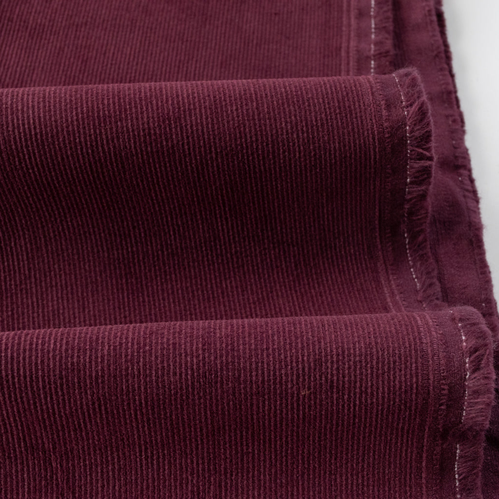 Stretch Pinwale Corduroy - Wine - MaaiDesign