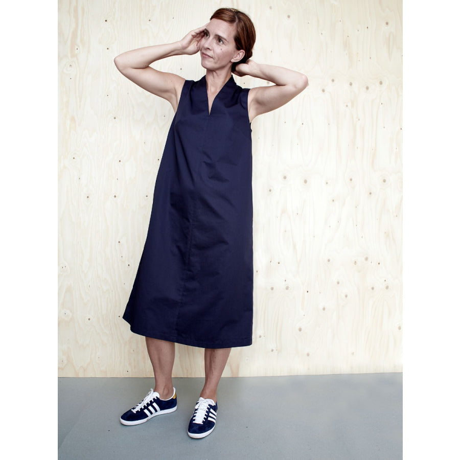 V Neck Dress - The Assembly Line - MaaiDesign