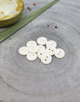 Atelier Brunette - Classic Shine Buttons - Off White