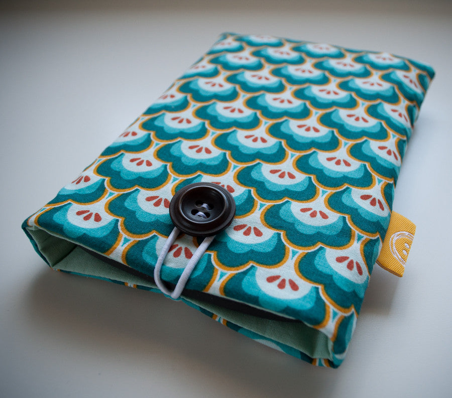 How to make a simple pouch in any size.