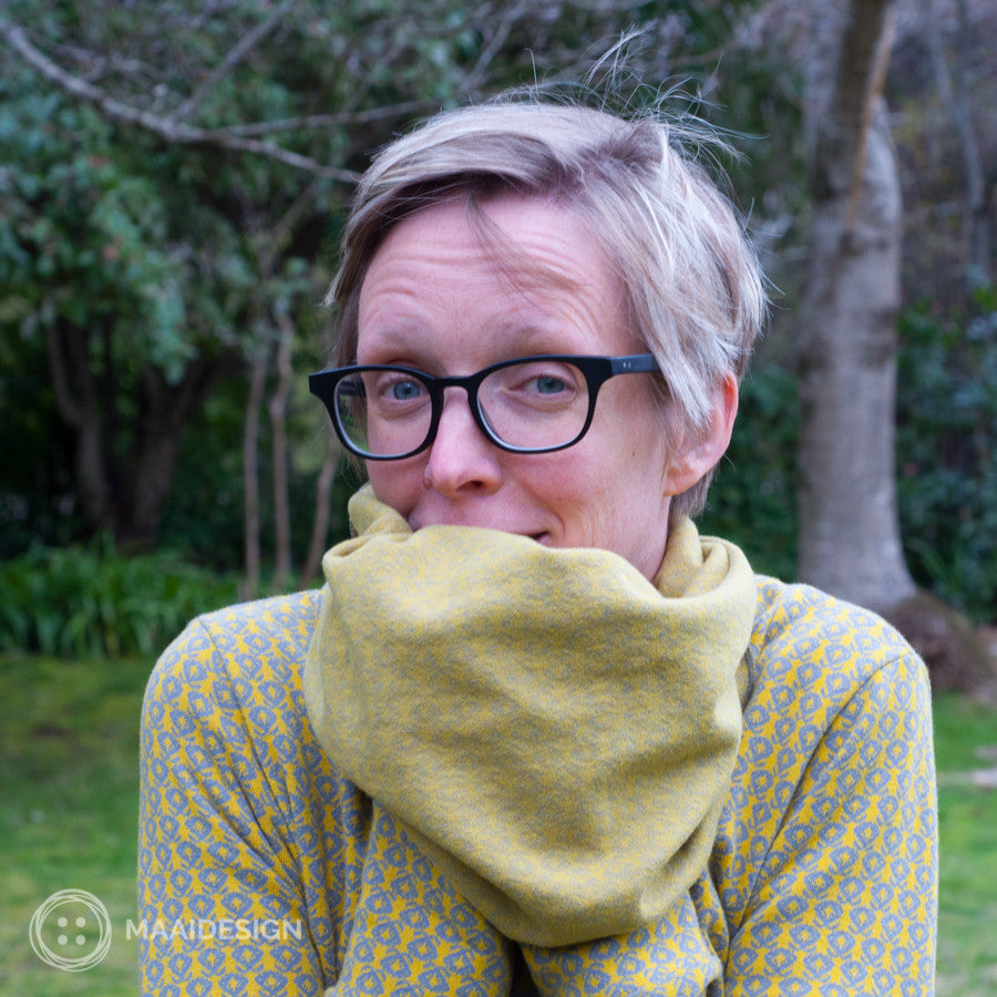 A cosy jumper in jacquard fabric