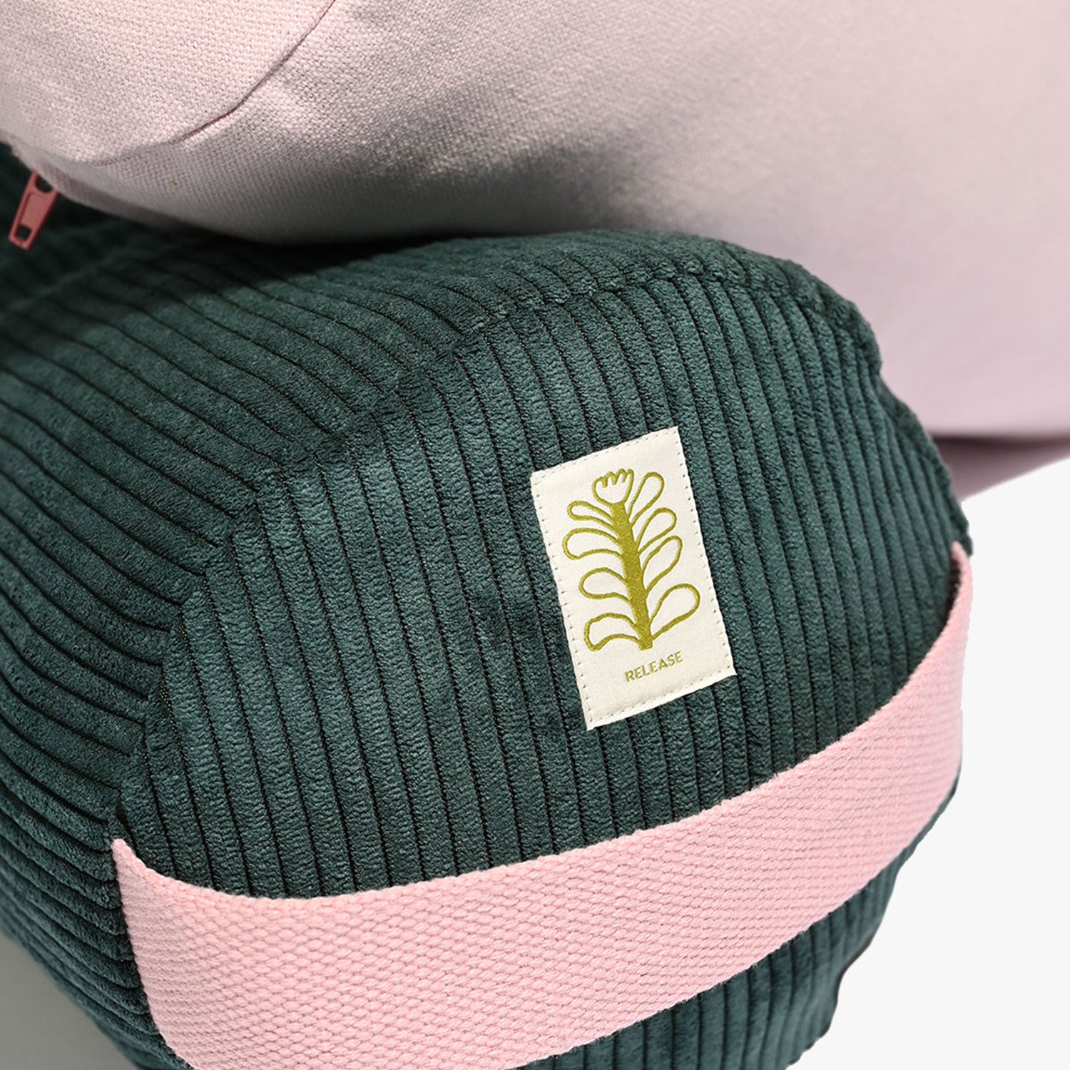 14 Woven Labels - FULL BLOOM | Claire Ritchie x KATM