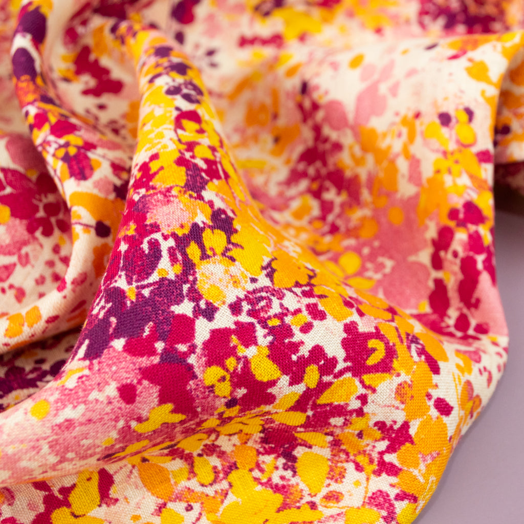 Johanna Ralph | Floral Vision Warm | Linen