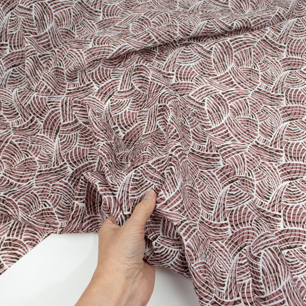 Japanese Crinkle Cotton - Waves - Pink