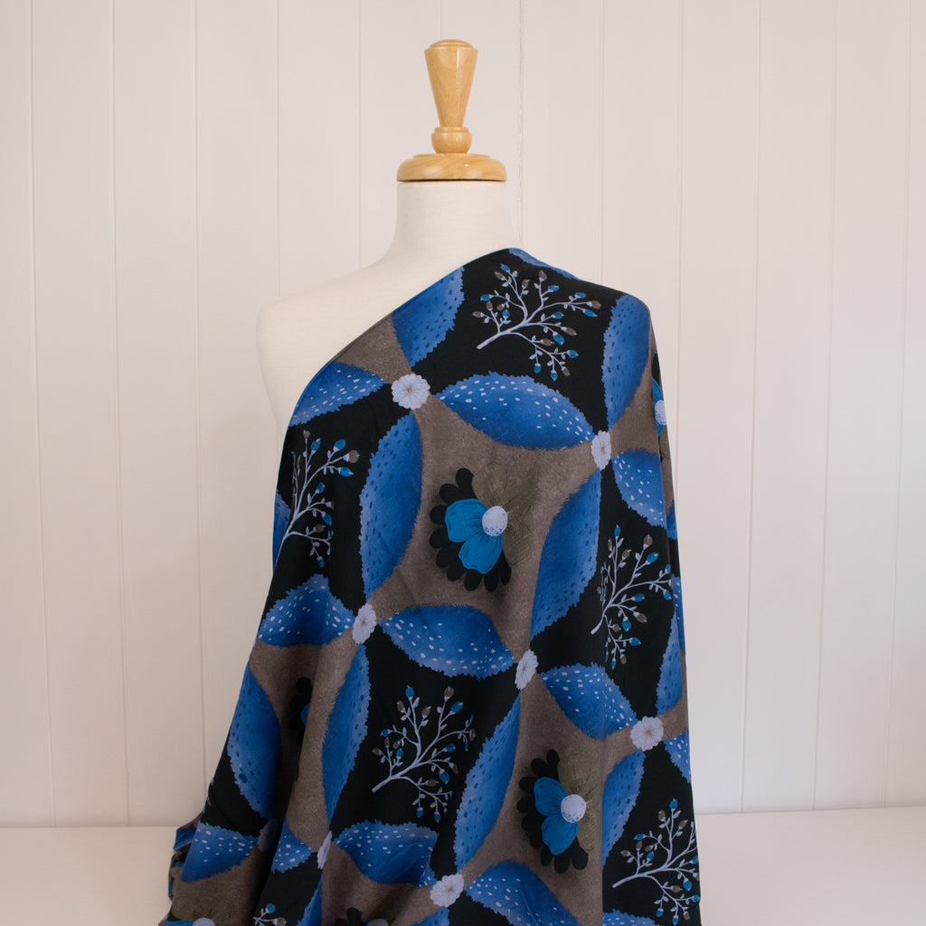 Lady McElroy Exclusive - Viscose Challis Lawn - Kaleidoscope