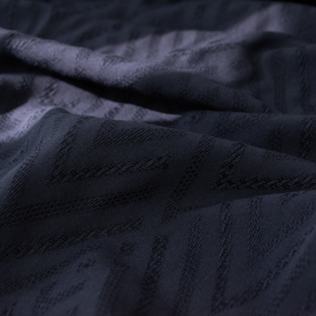 meetMILK - Textured Weave - Alta - Dark Navy