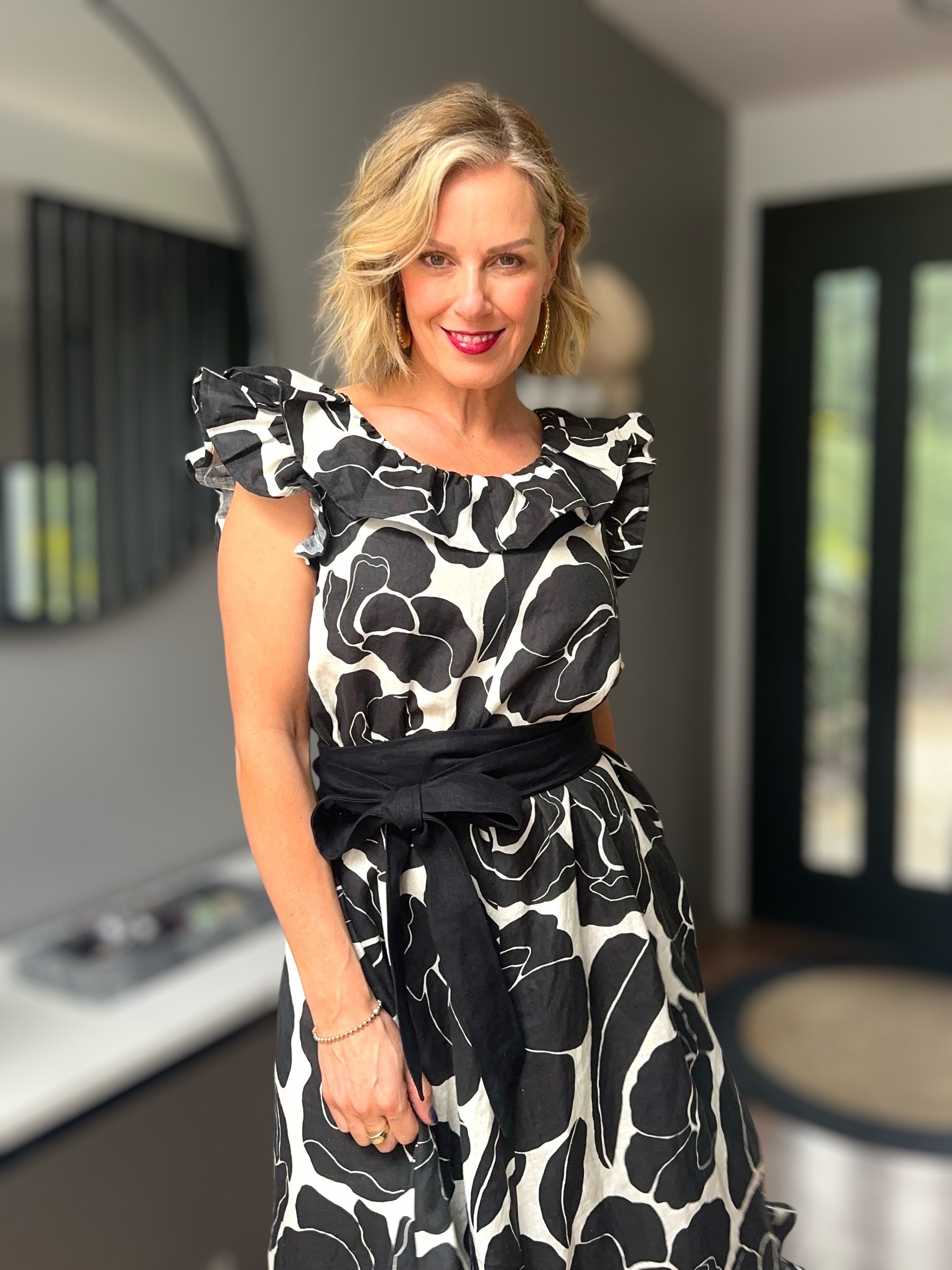 Johanna Ralph | Bold Botanica Black | Linen