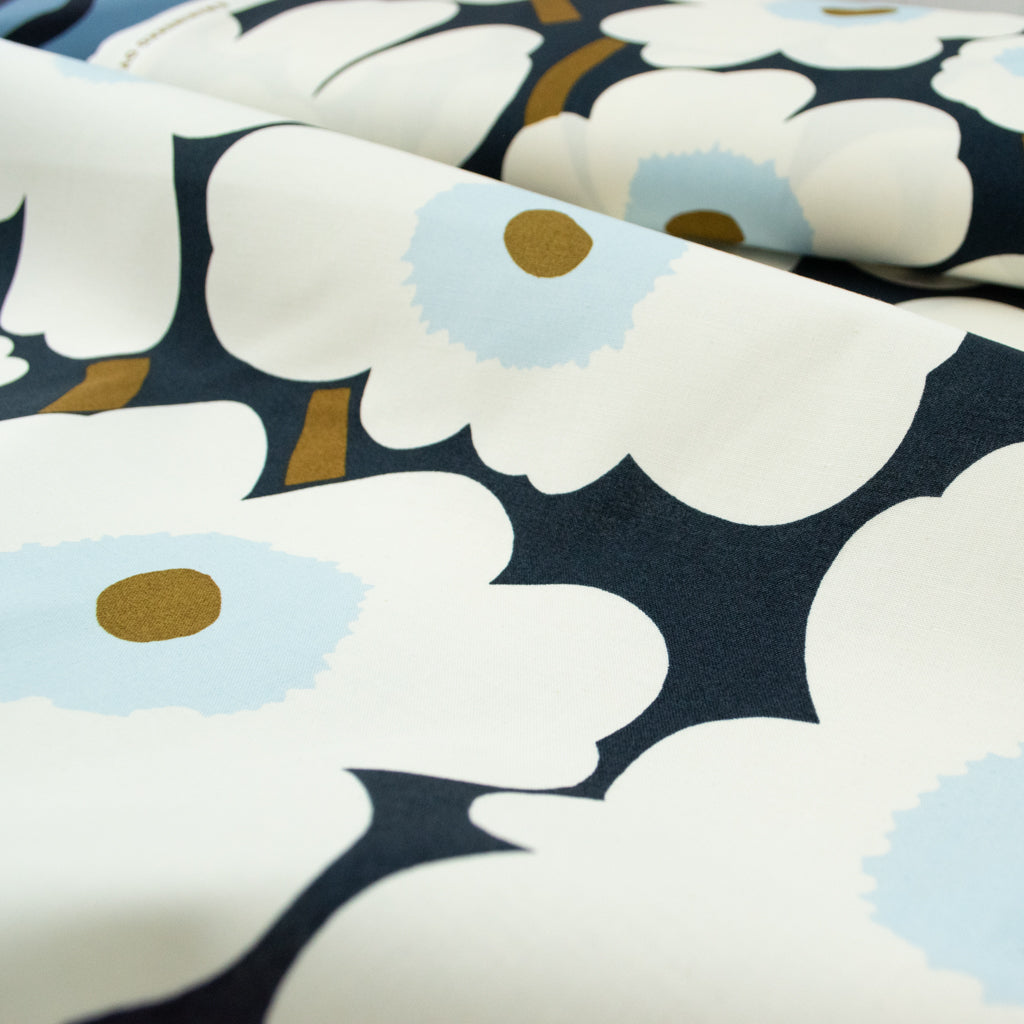 Marimekko - Pieni Unikko - Organic Cotton - Blueberry &amp; Off-White