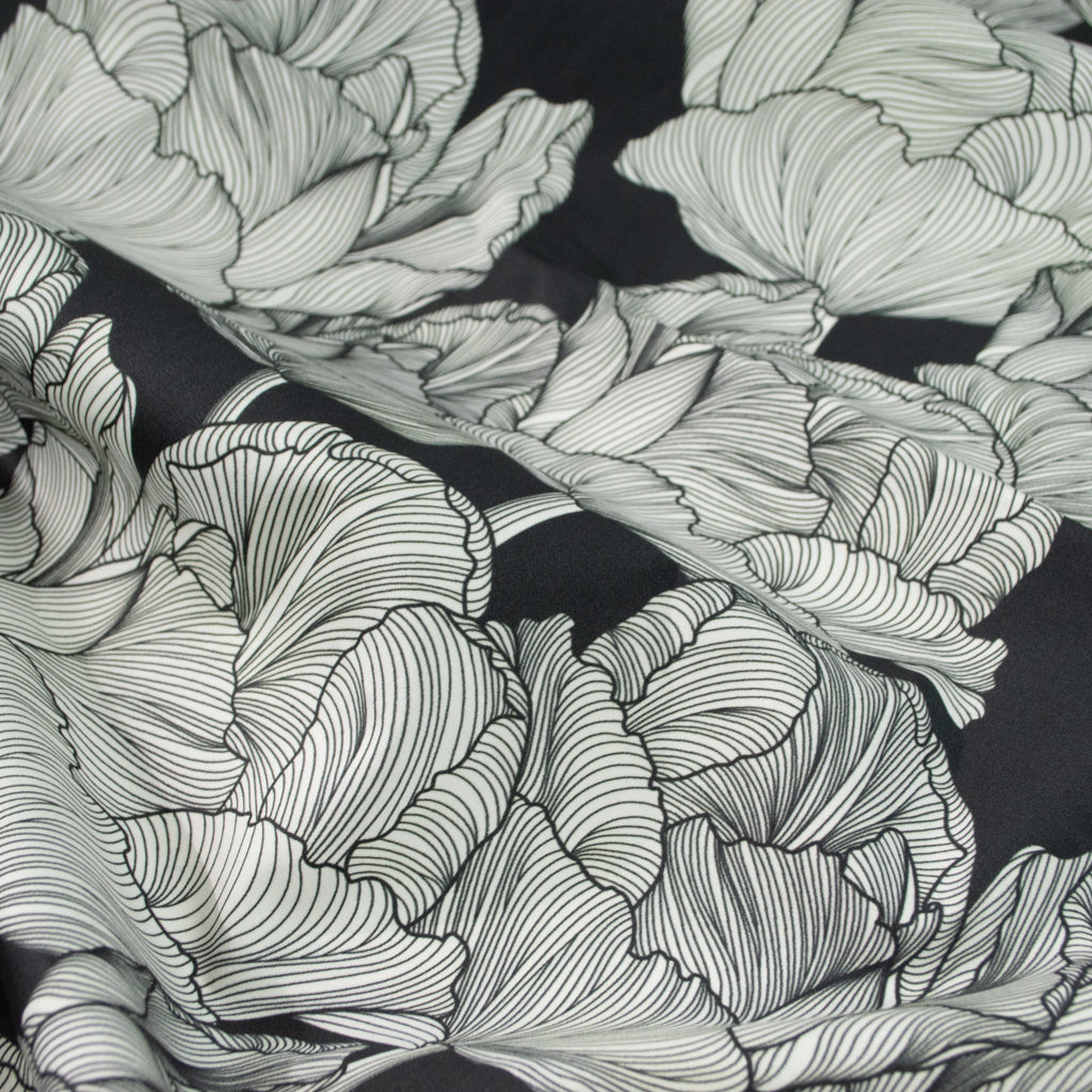 Johanna Ralph | Tulips Anthracite | Cotton Sateen