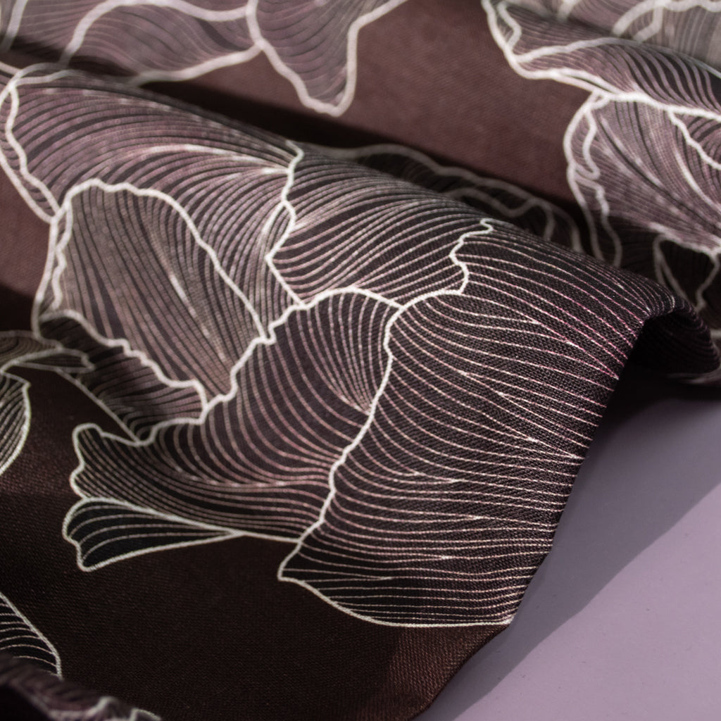 Johanna Ralph | Tulips Chocolate Brown | Linen