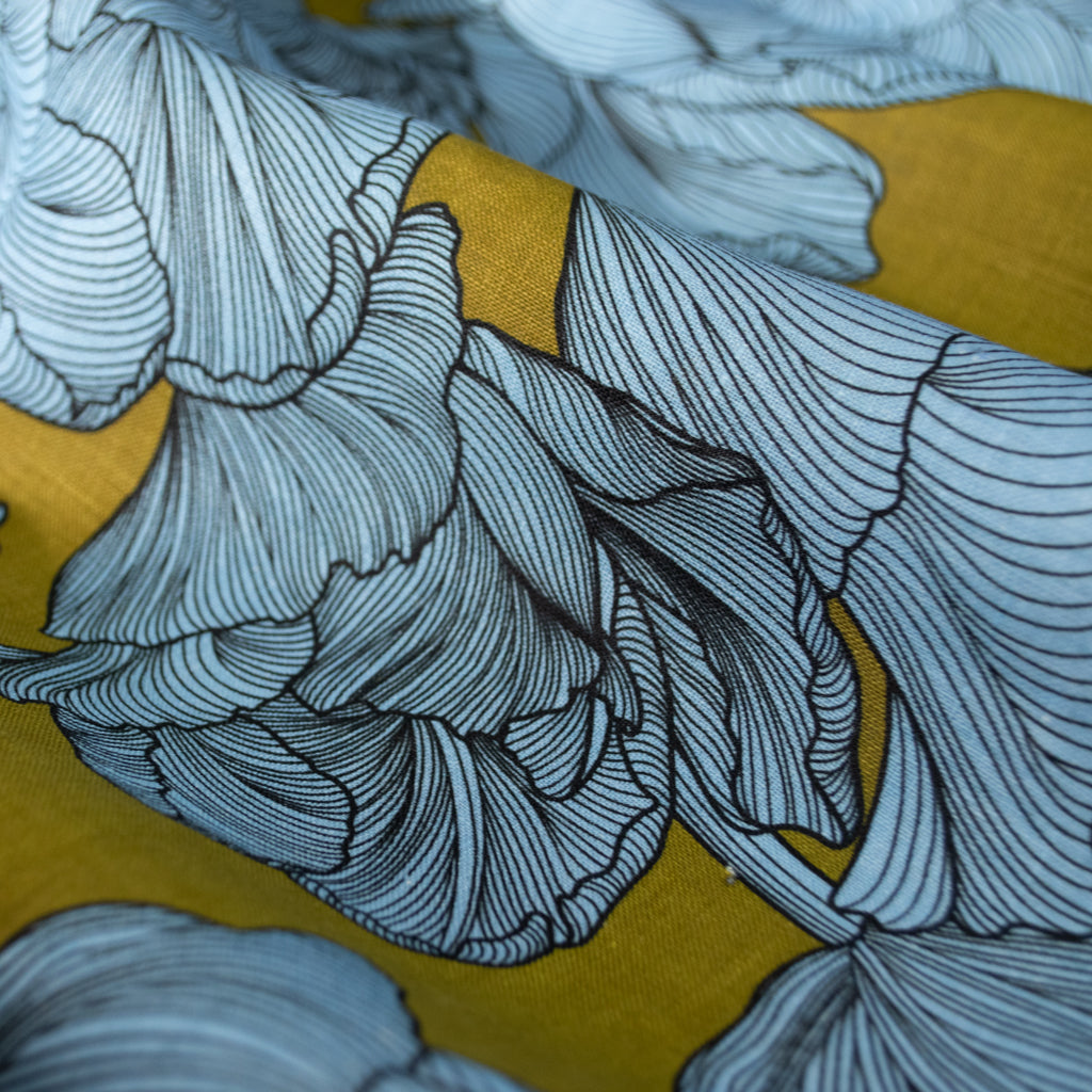 Johanna Ralph | Tulips Dark Chartreuse | Linen