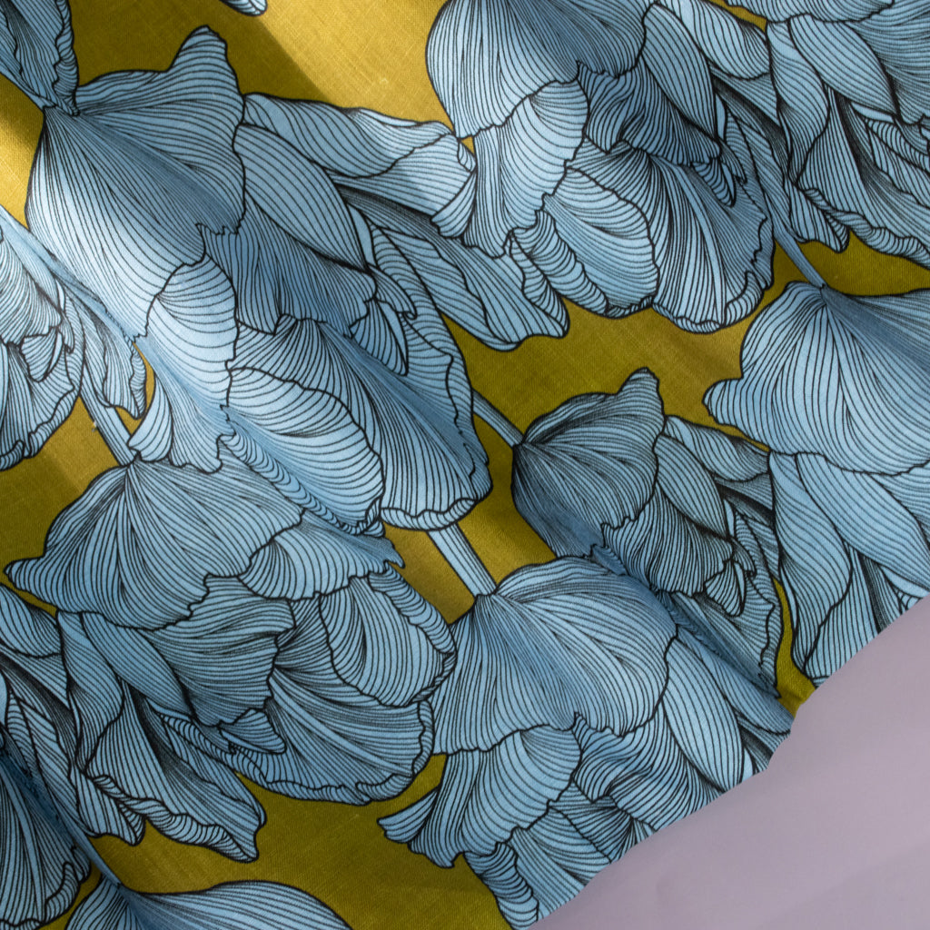 Johanna Ralph | Tulips Dark Chartreuse | Linen
