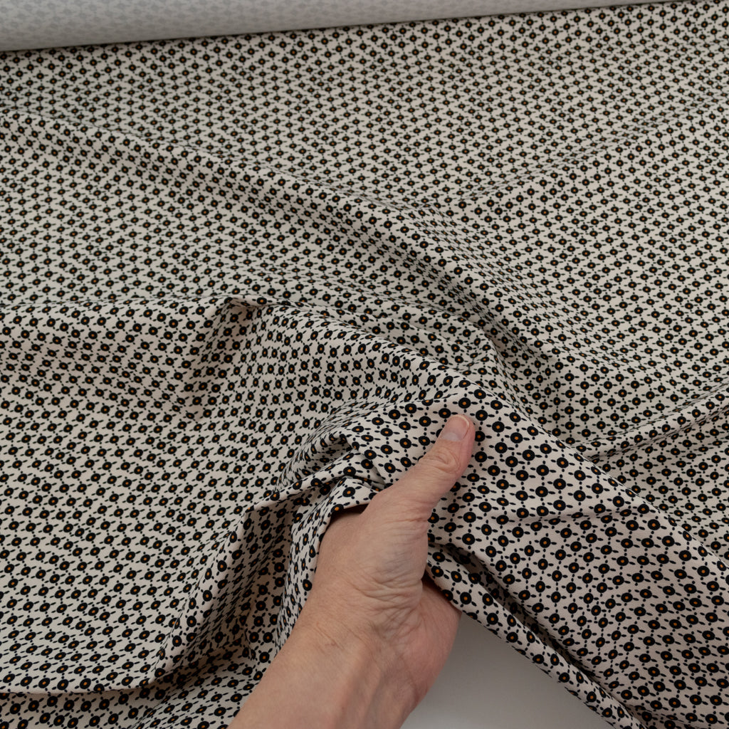 Viscose Stretch Twill - Dots - Black