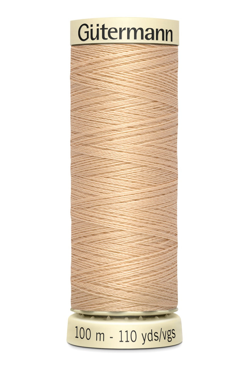 Gütermann sewing thread - 421 - MaaiDesign