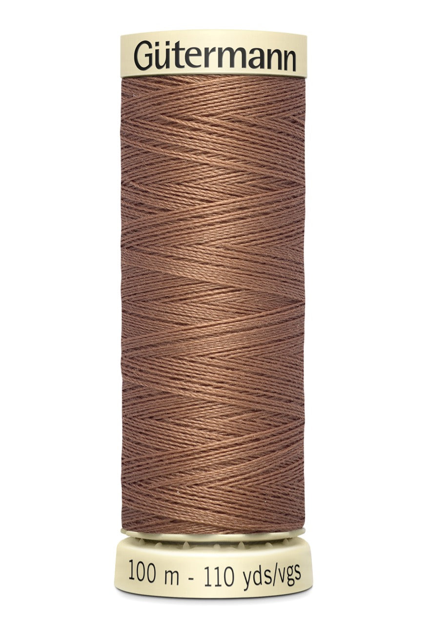 Gütermann sewing thread - 444 - MaaiDesign