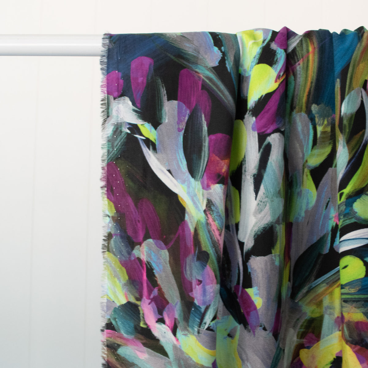 Lady McElroy - Cotton Lawn - Amarachi Art - MaaiDesign
