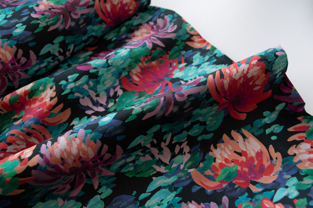 Lady McElroy Exclusive - Cotton Lawn - River Lily